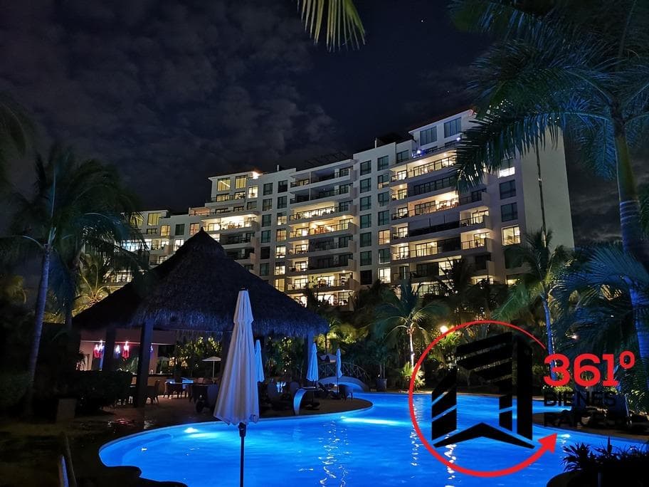 La Isla Residences: 4 Bedrooms, 201 m²