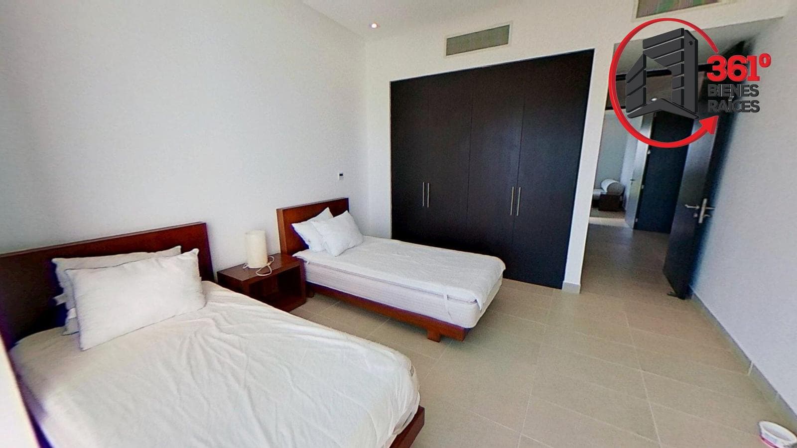 La Isla Residences: 4 Bedrooms, 201 m²