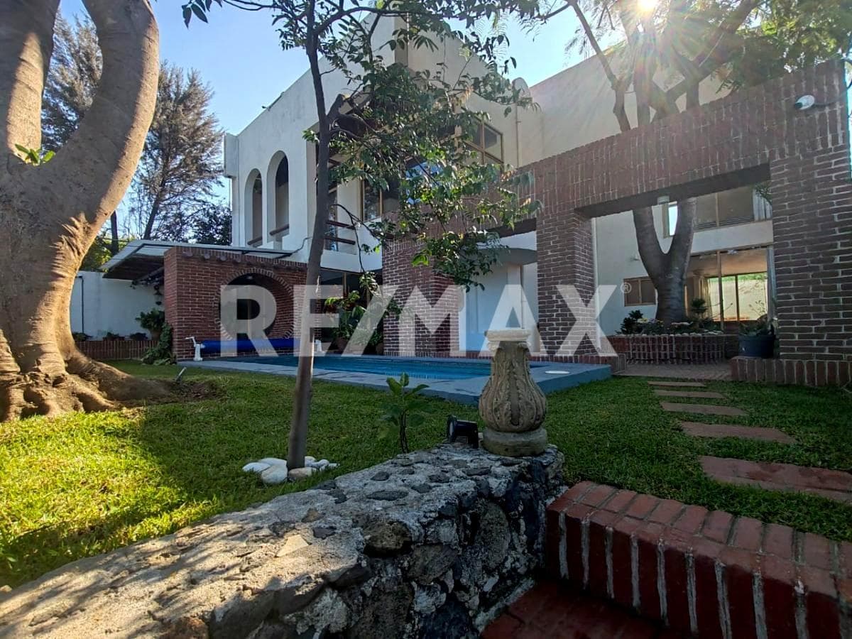 House for Sale in Morelos, Lomas de Cocoyoc