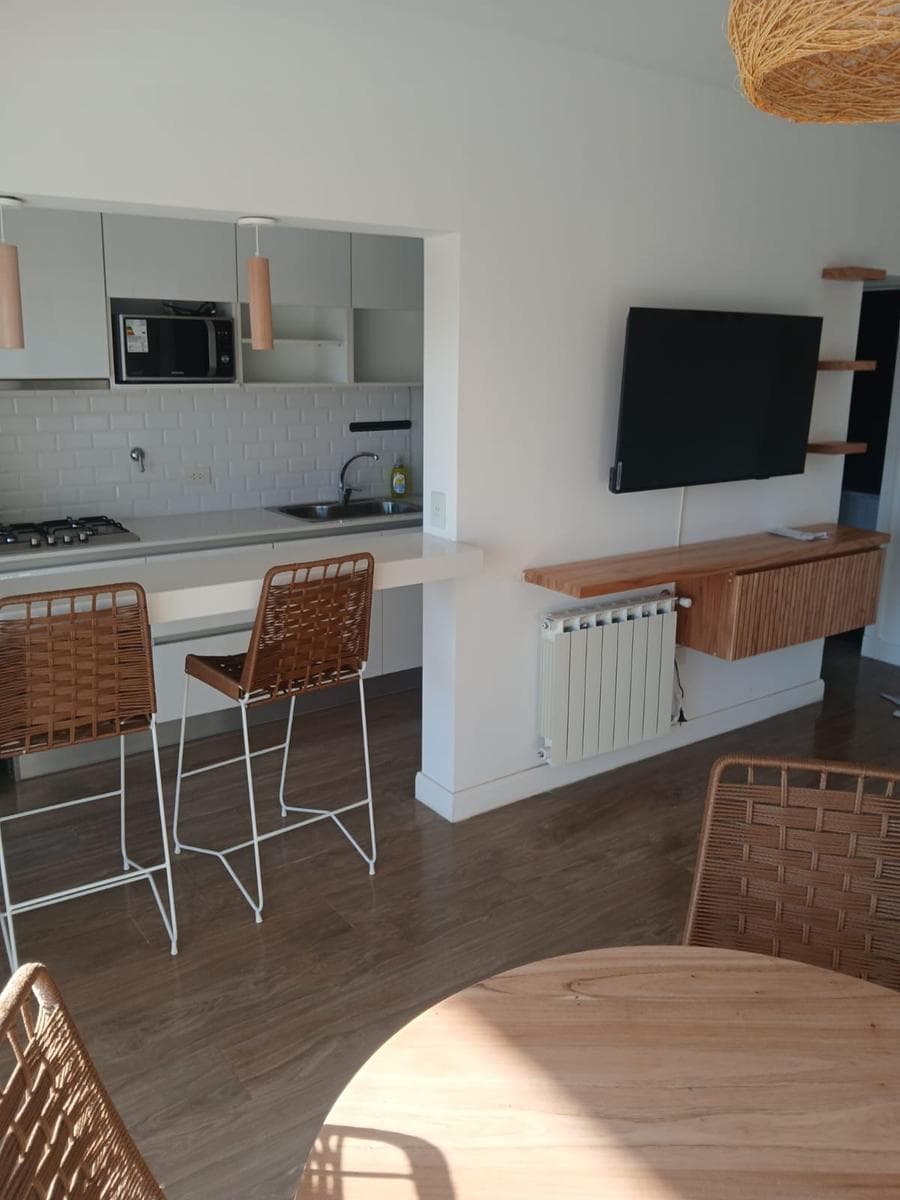 Urban Eleven – Modern 2-Room Apartment with Amenities on Av. del Libertador
