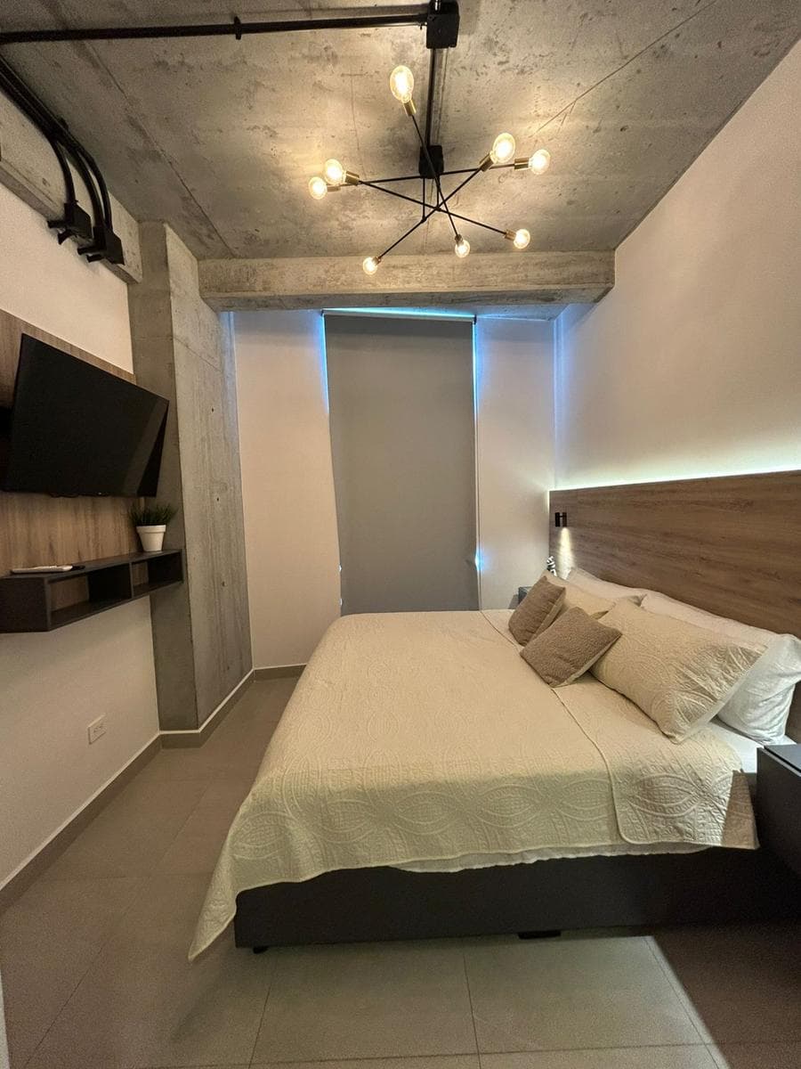 APARTMENT FOR SALE IN TORRE MITT