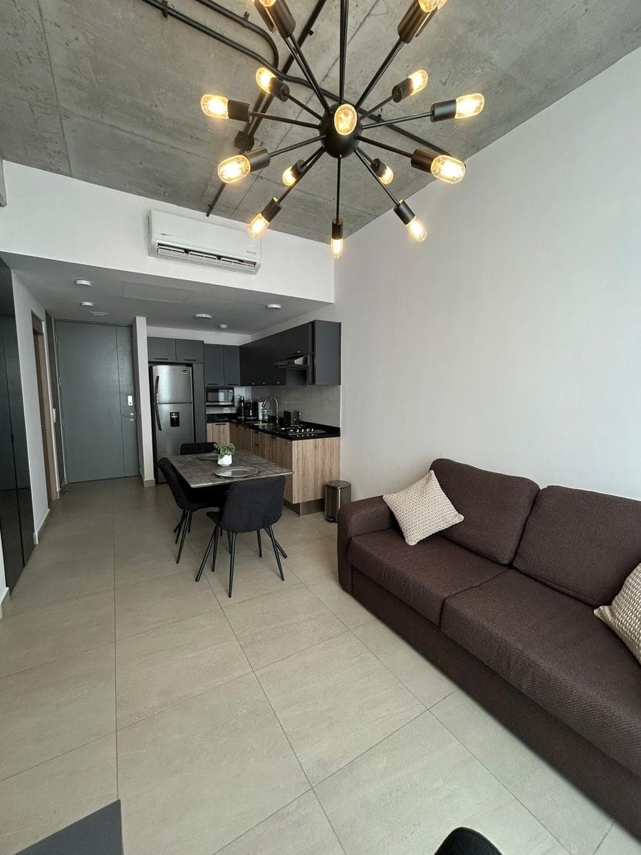 APARTMENT FOR SALE IN TORRE MITT