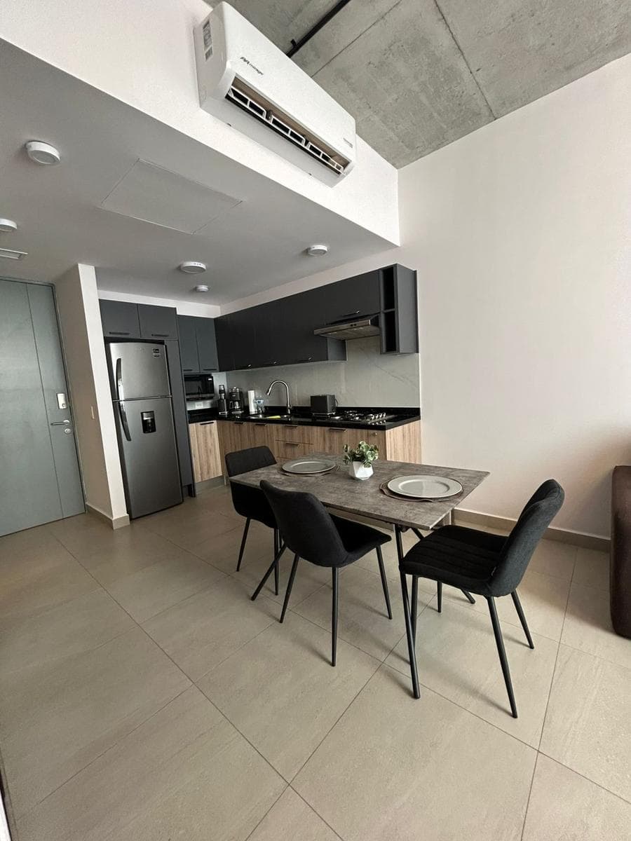 APARTMENT FOR SALE IN TORRE MITT