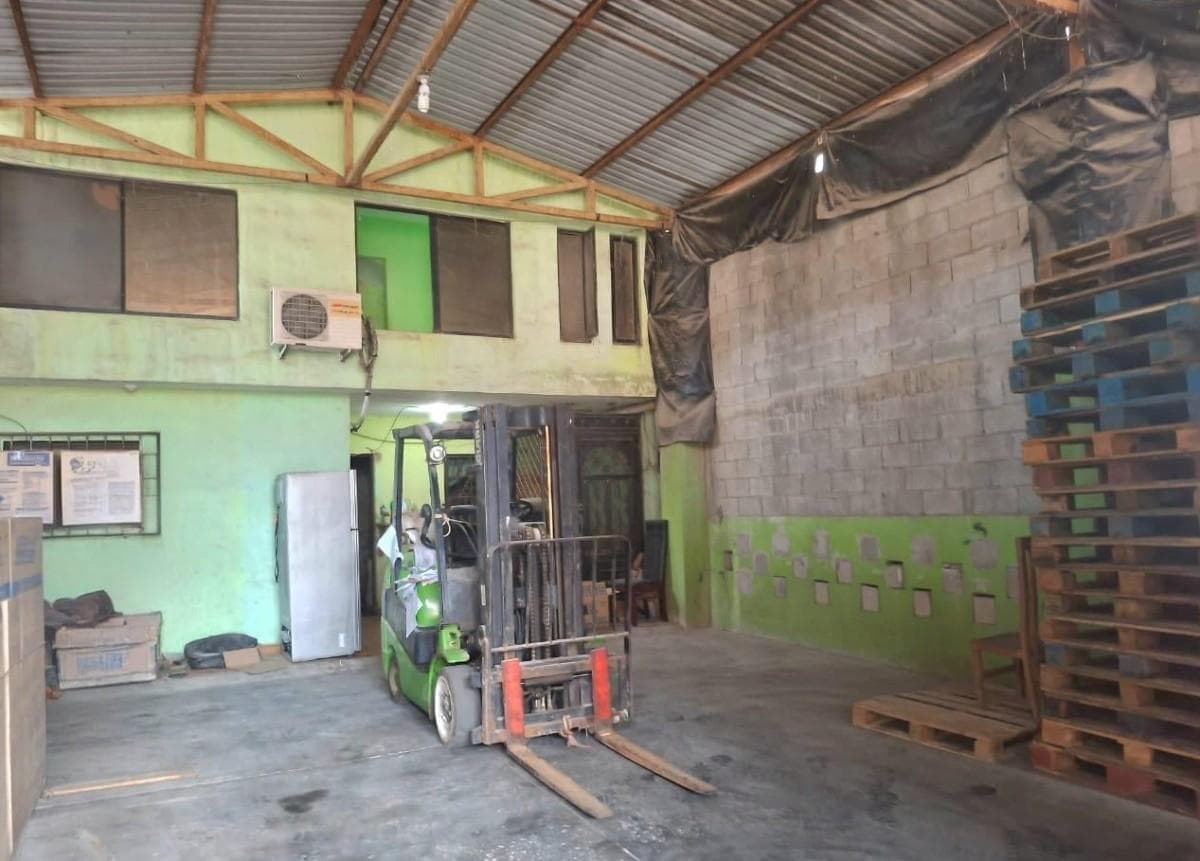 Land with a Building for Sale in Jardines de Champayan, Tampico, Tamaulipas