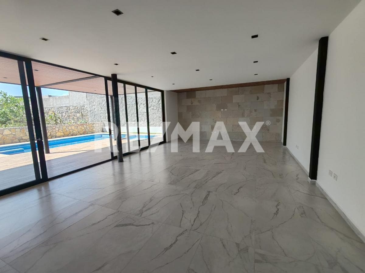 House for Sale in Morelos, Lomas de Cocoyoc