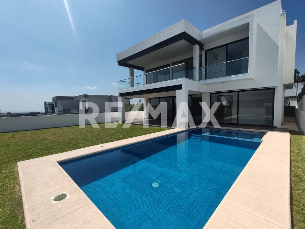House for Sale in Morelos, Lomas de Cocoyoc