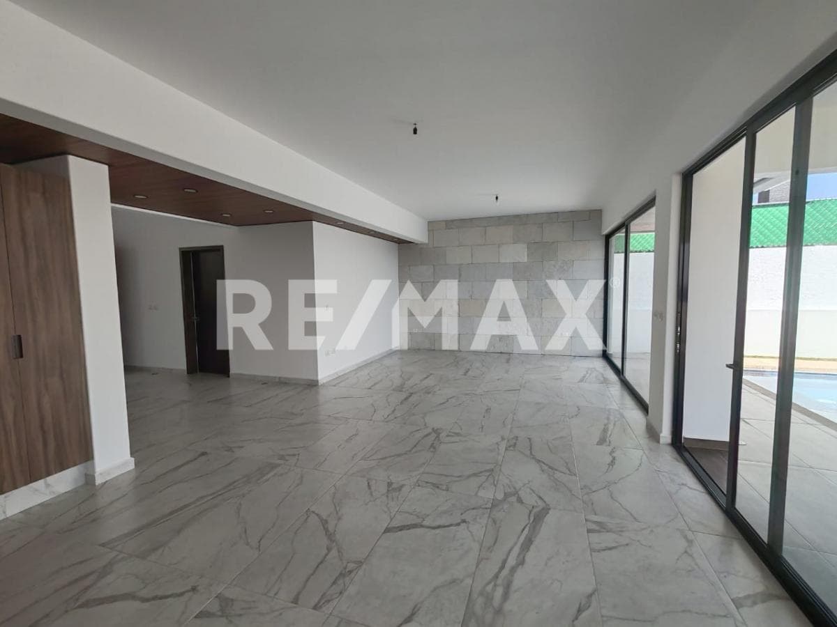 House for Sale in Morelos, Lomas de Cocoyoc