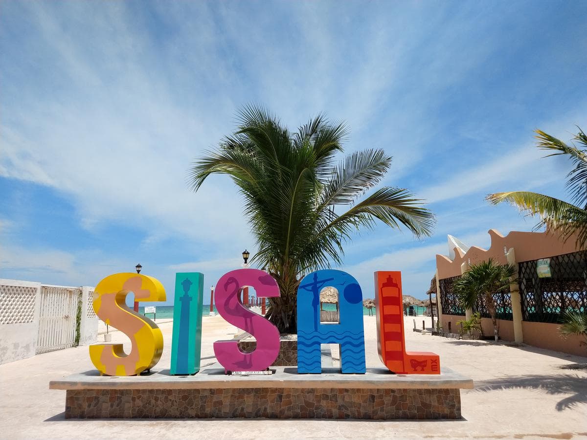 25-meter Oceanfront Lot in Sisal Sunset Shore, Yucata