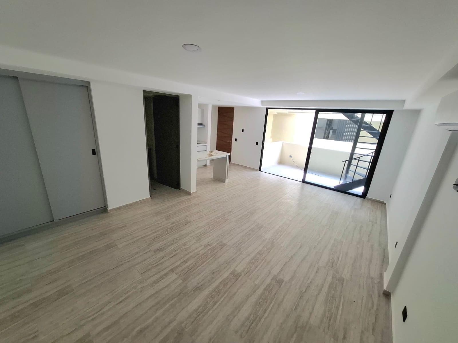 Two-bedroom apartment just 8 minutes from the beach