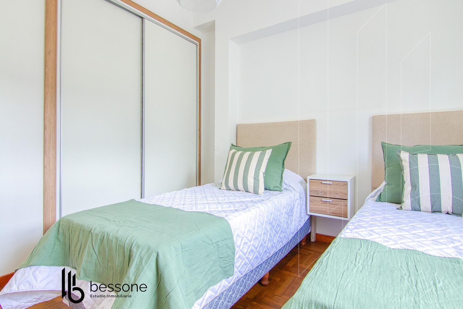 Spacious, renovated 3-room apartment – Excellent location