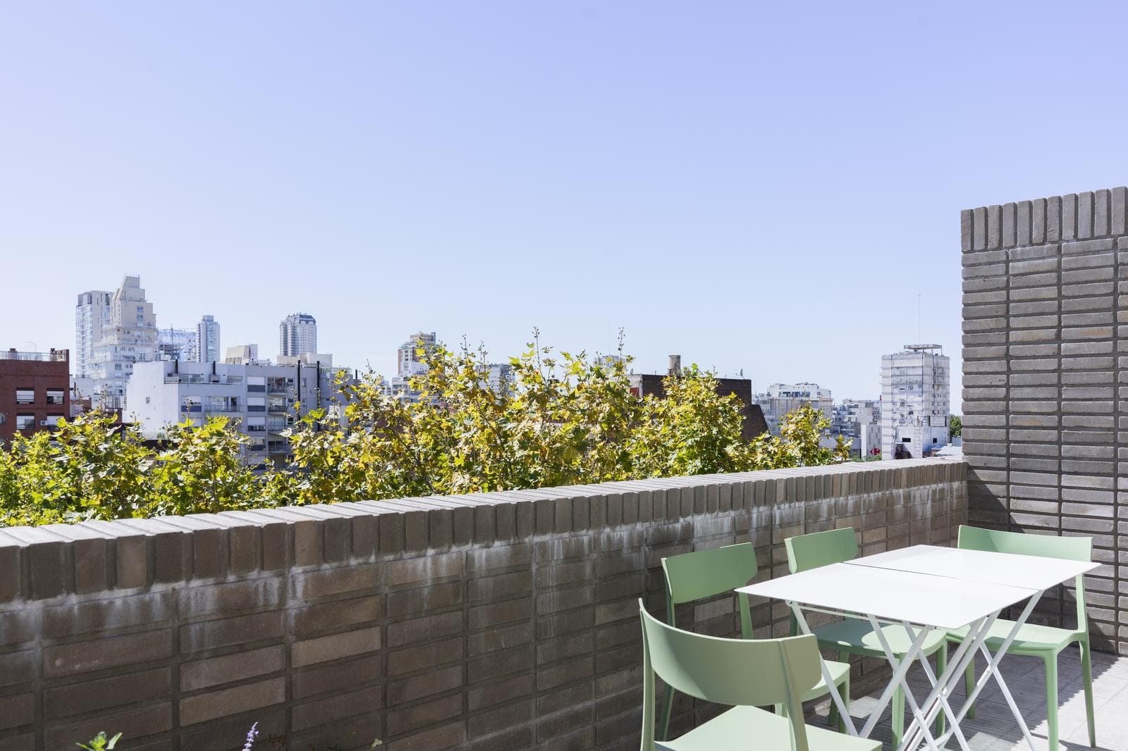 FOR SALE: BRAND-NEW 2-ROOM APARTMENT IN BELGRANO WITH A TERRACE-STYLE BALCONY, SUITABLE FOR AIRBNB RENTALS