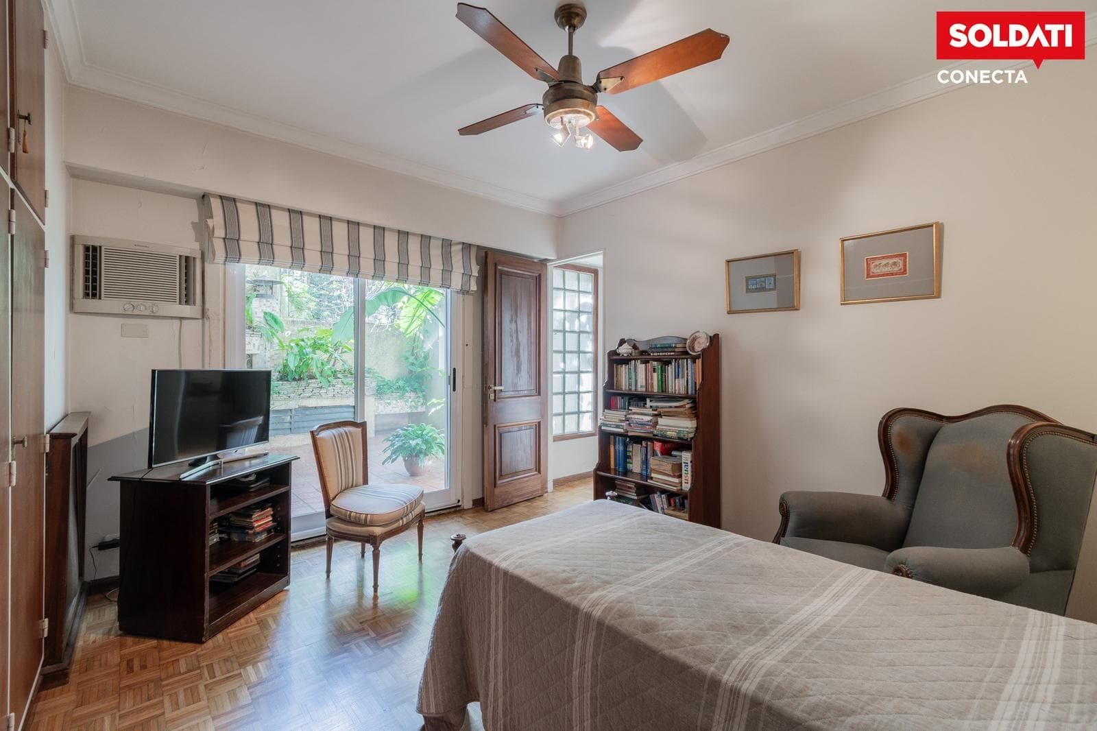 Apartment for sale in Palermo with a balcony, patios, and a garage