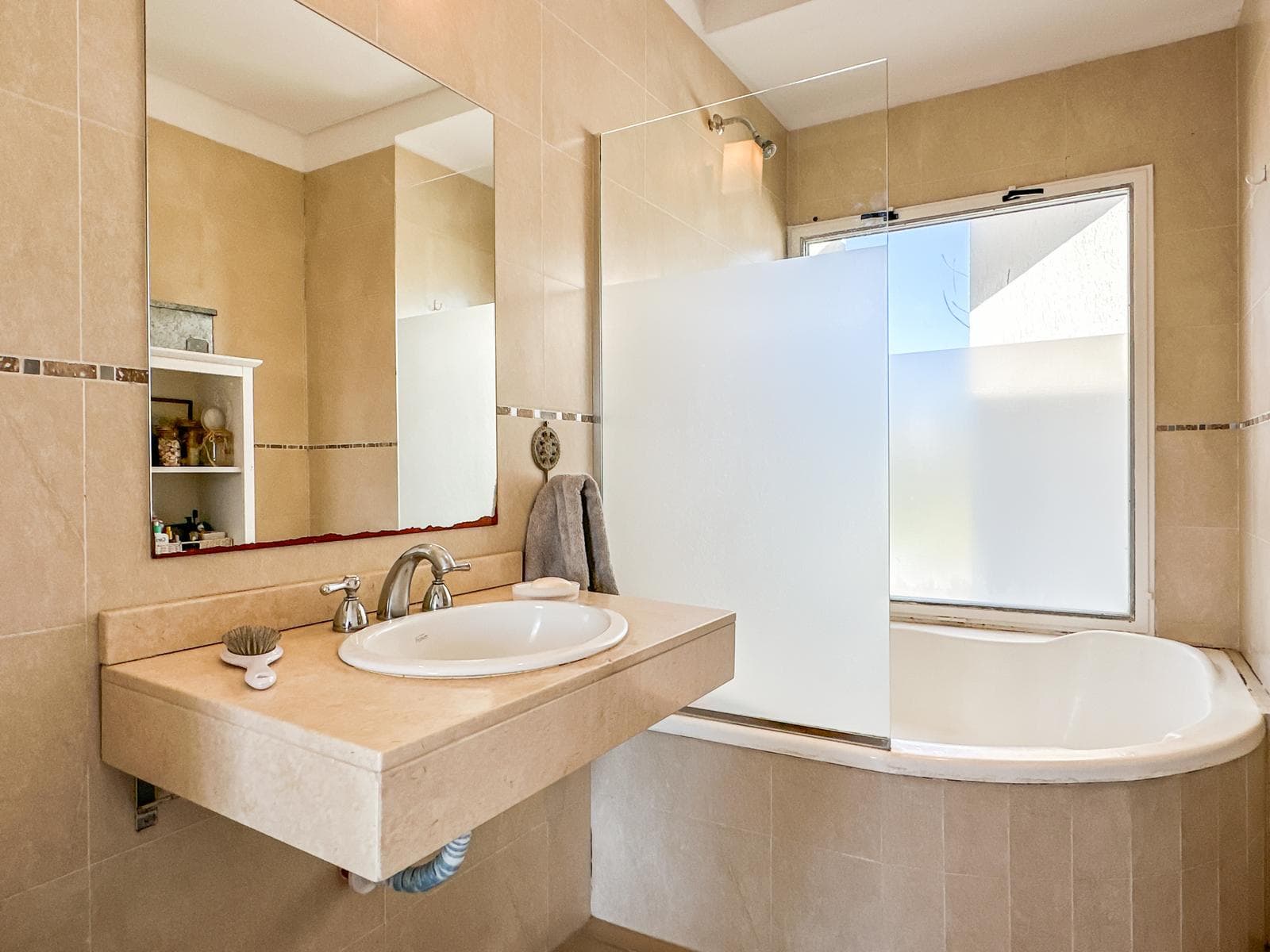 House for Sale in the Las Liebres Gated Community, Pilar