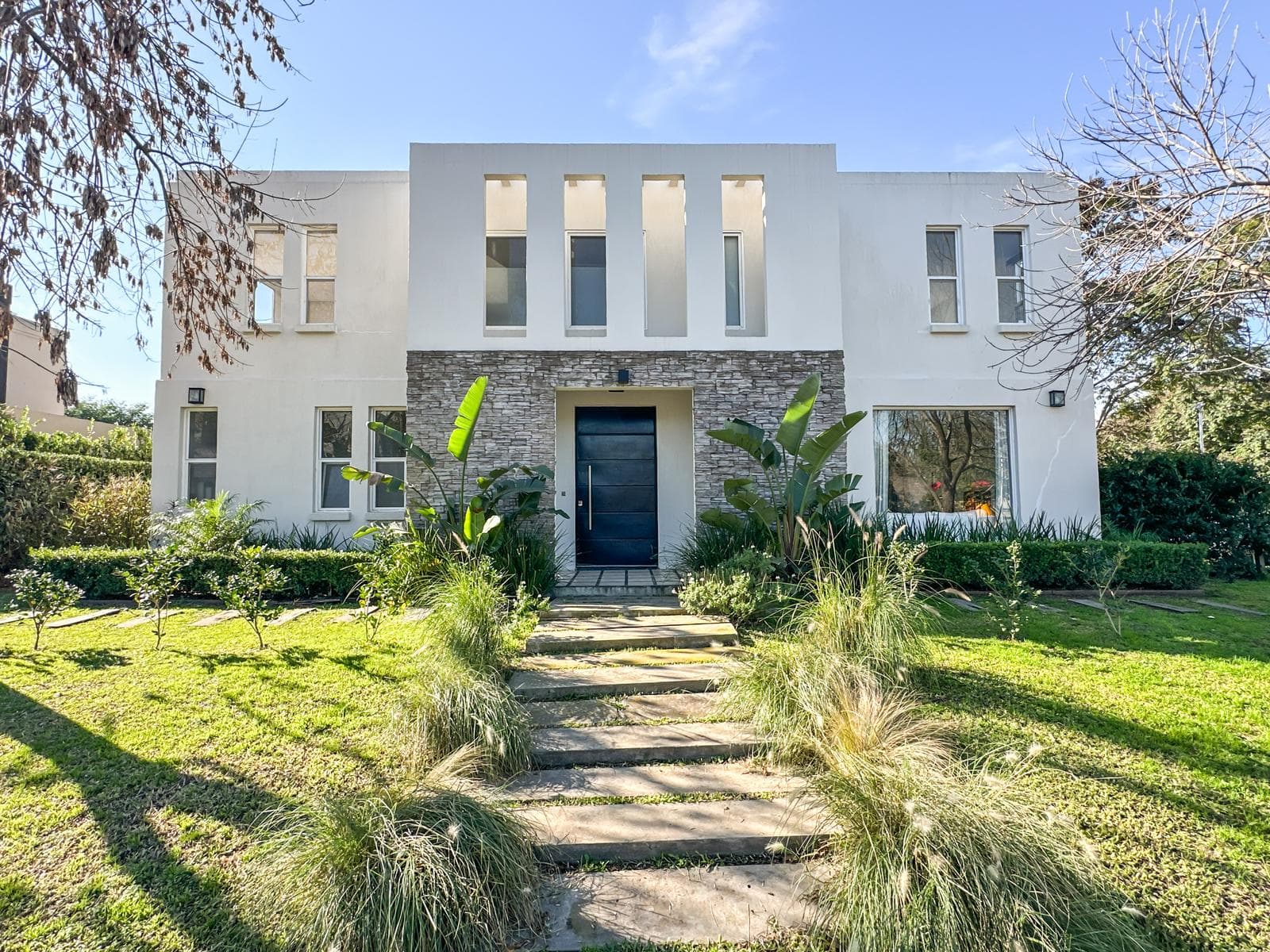 House for Sale in the Las Liebres Gated Community, Pilar