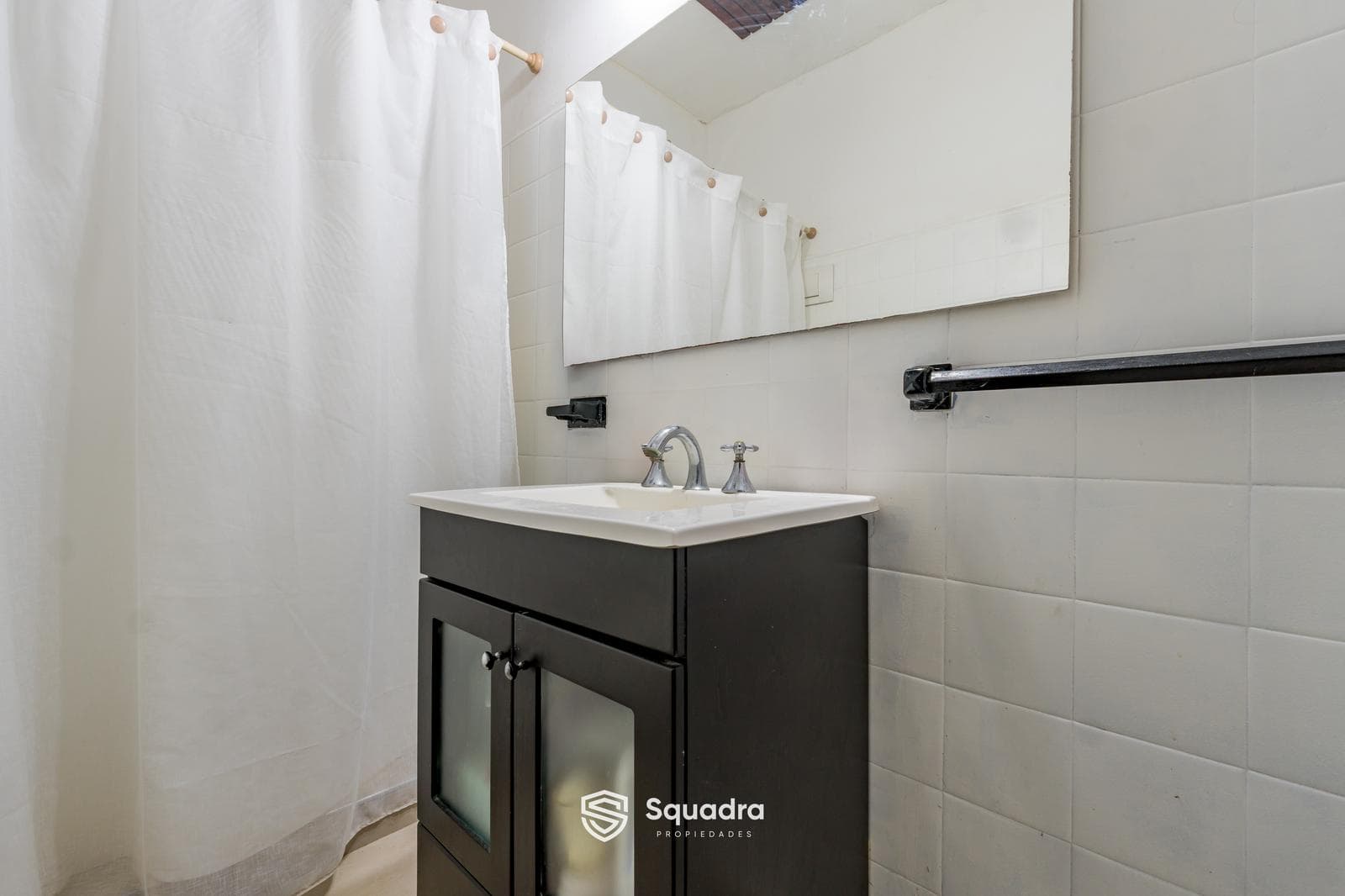 FOR SALE - Two-bedroom row house with a patio. Lourdes, Rosario. QUALIFIES FOR A MORTGAGE.
