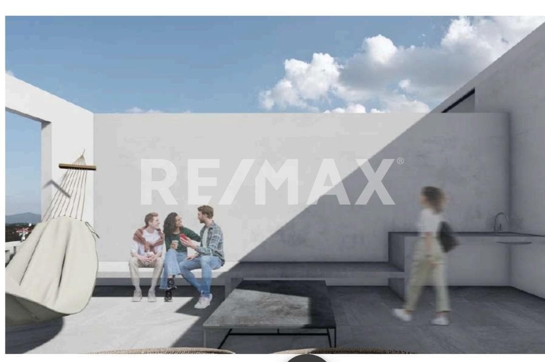 New House for Sale on 3 de Mayo Street