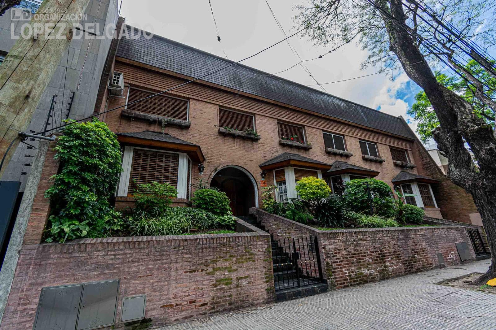 Duplex with a park and garage in Villa Devoto