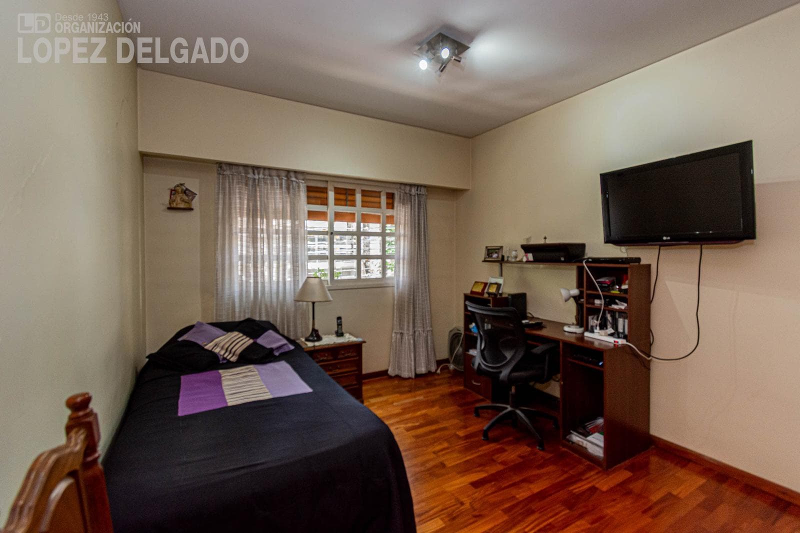 Duplex with a park and garage in Villa Devoto
