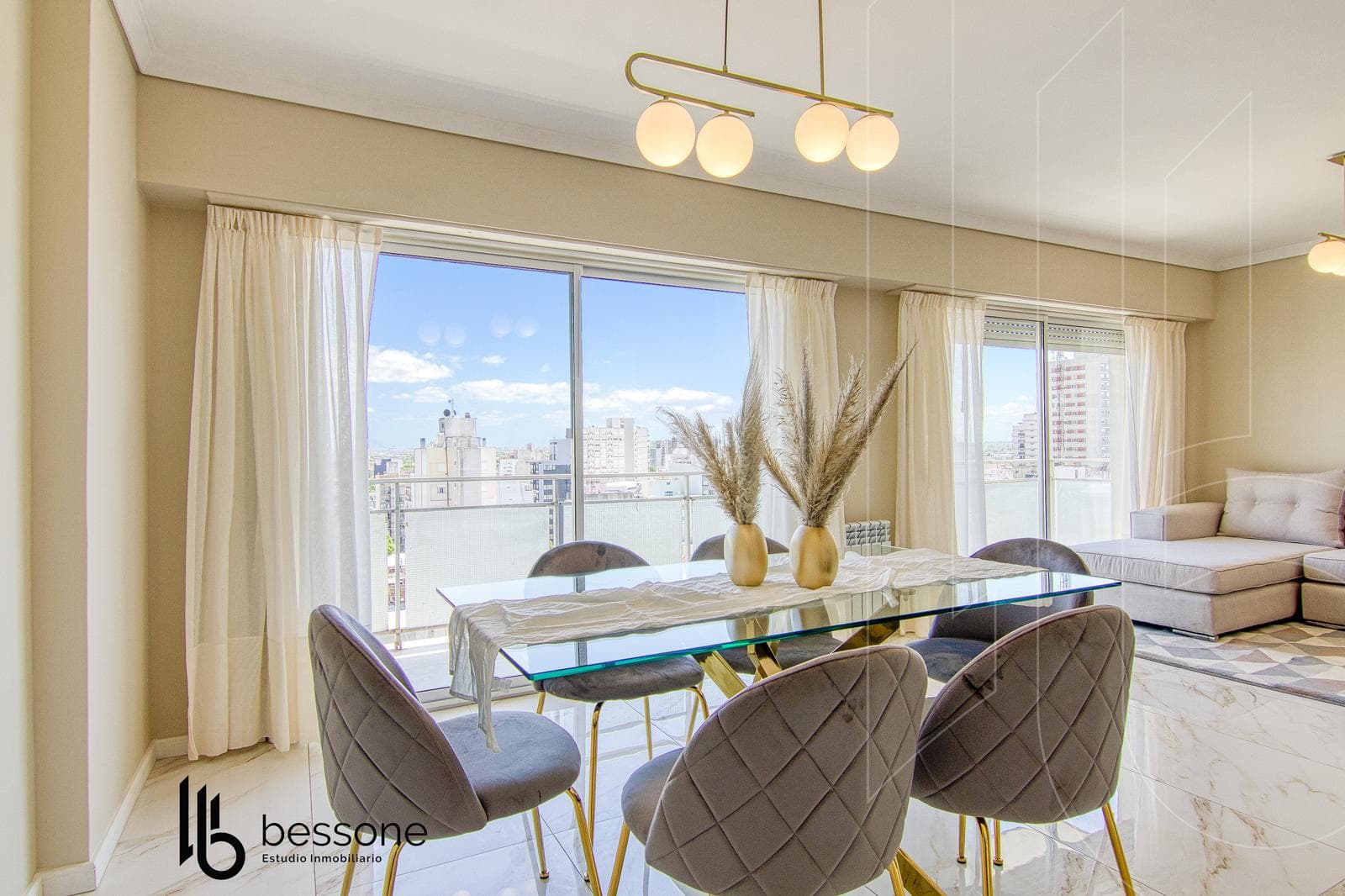 Exclusive Apartment - Premium Features