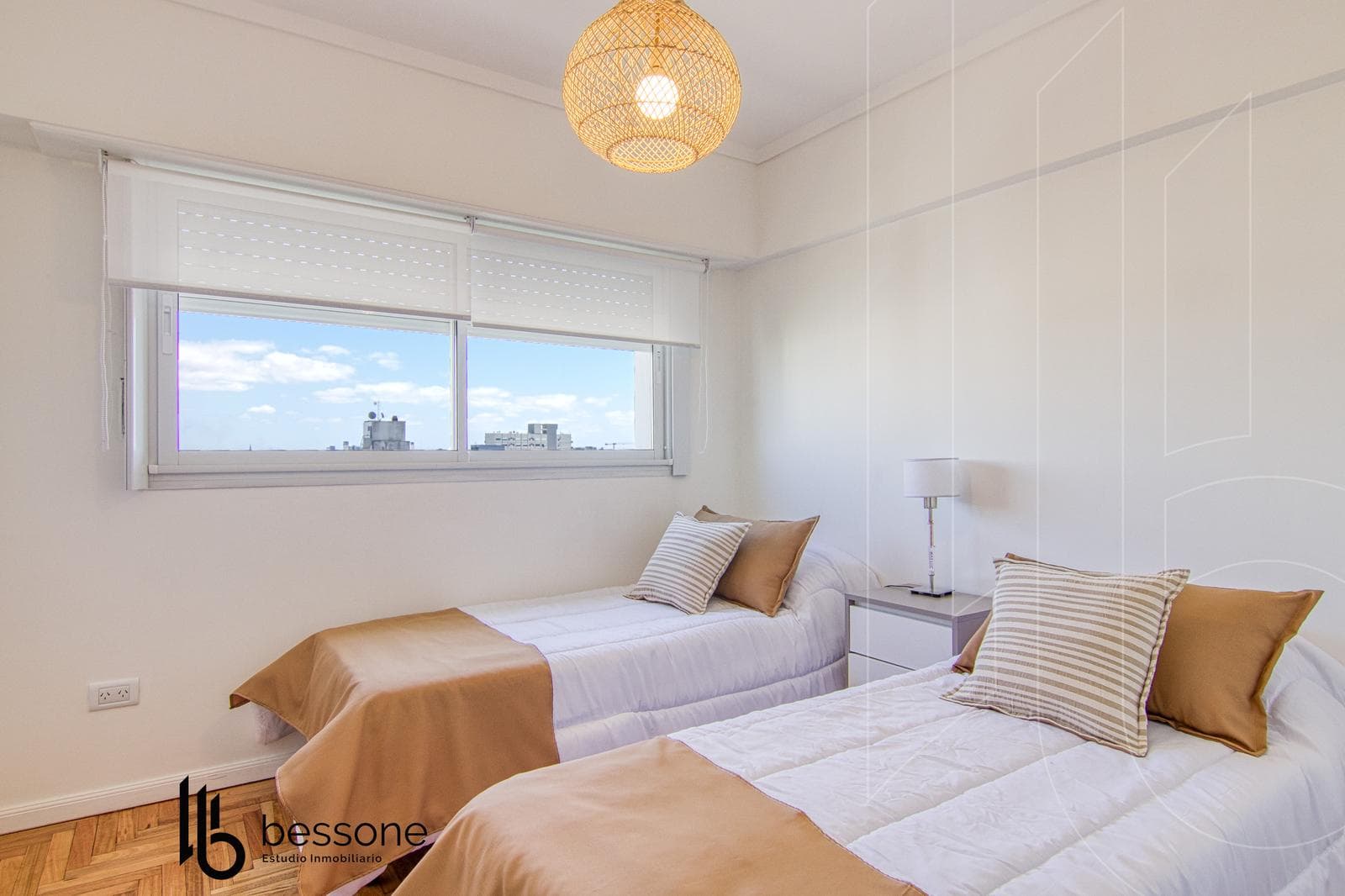 Exclusive Apartment - Premium Features