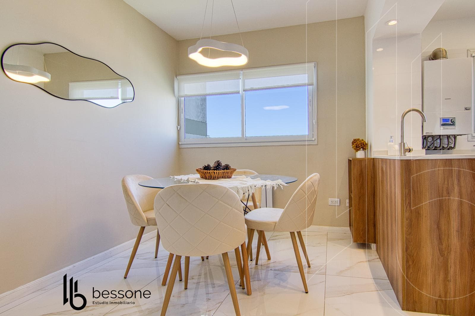 Exclusive Apartment - Premium Features