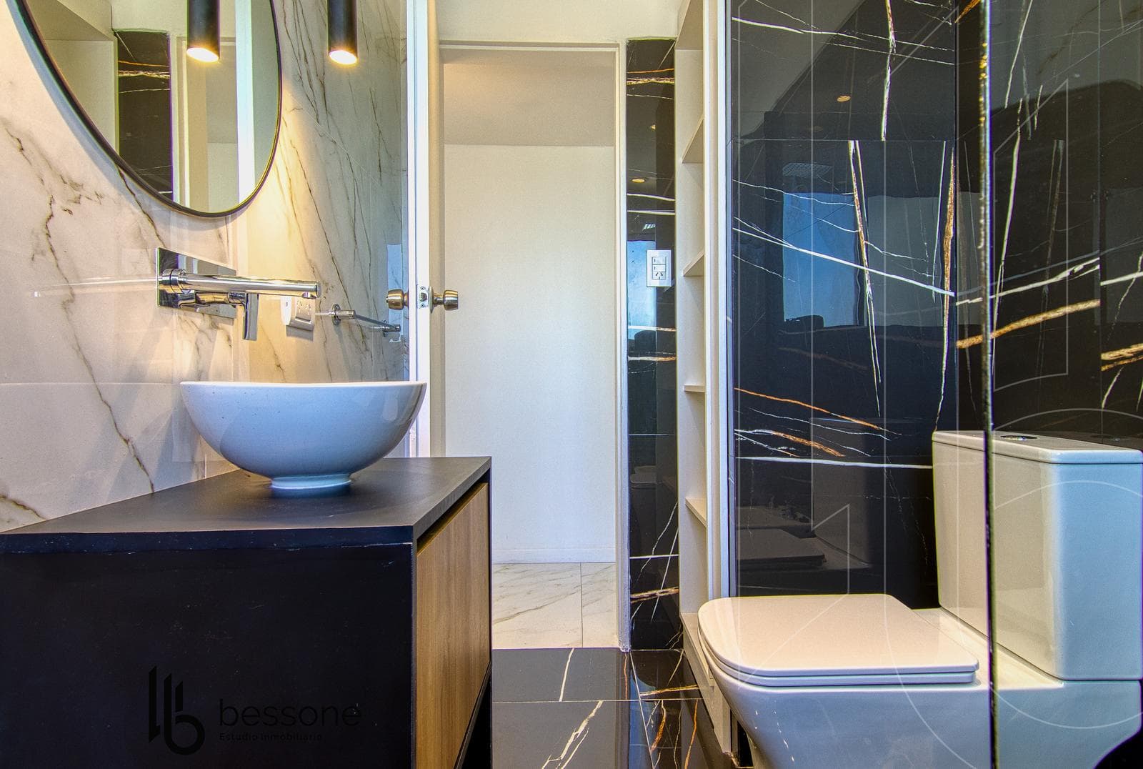 Exclusive Apartment - Premium Features
