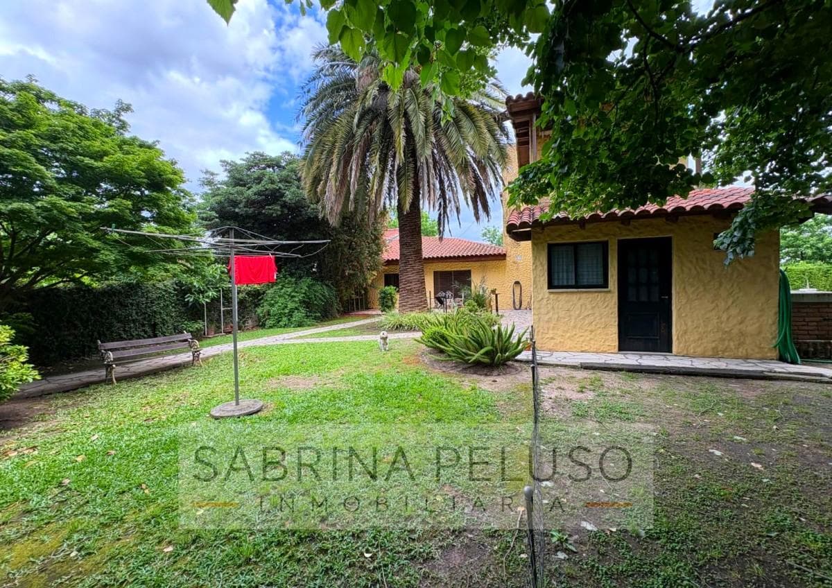 FOR SALE: Casa Moreno