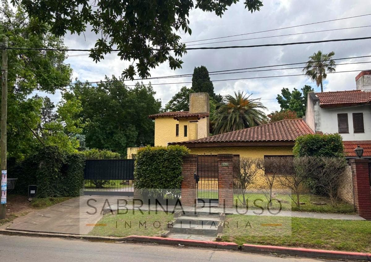 FOR SALE: Casa Moreno