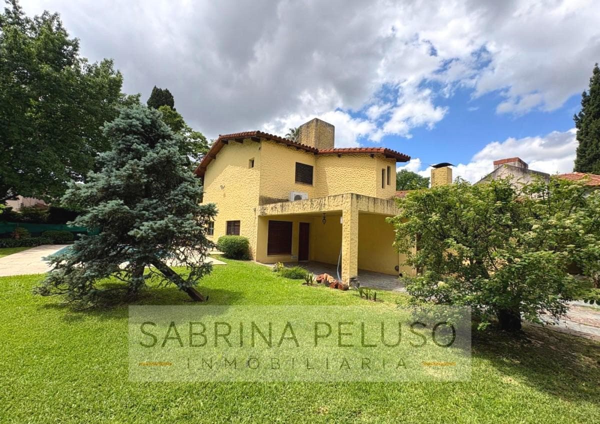 FOR SALE: Casa Moreno
