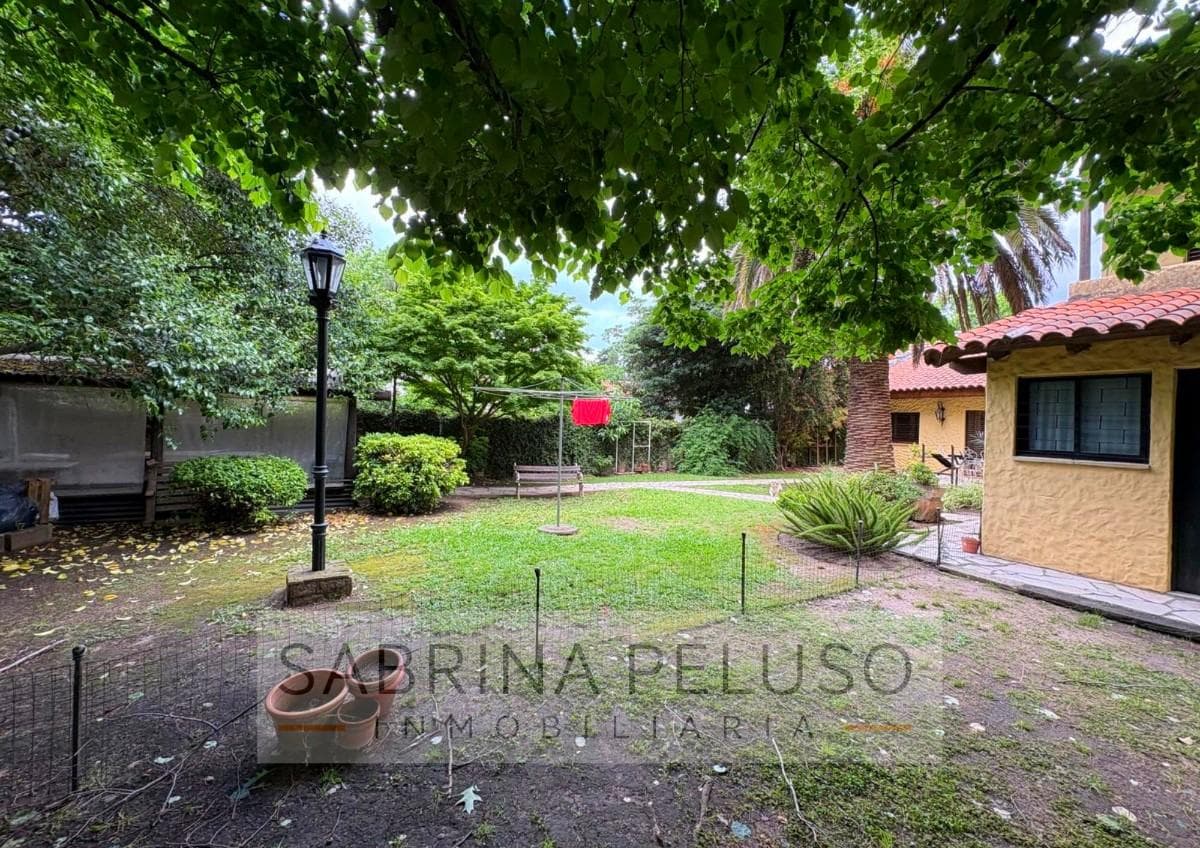 FOR SALE: Casa Moreno