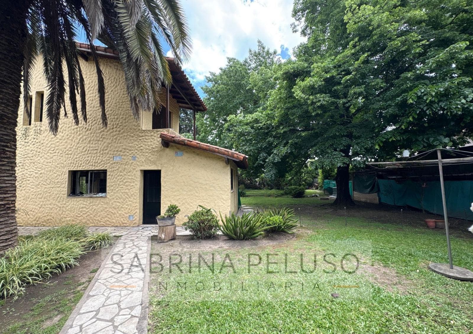 FOR SALE: Casa Moreno