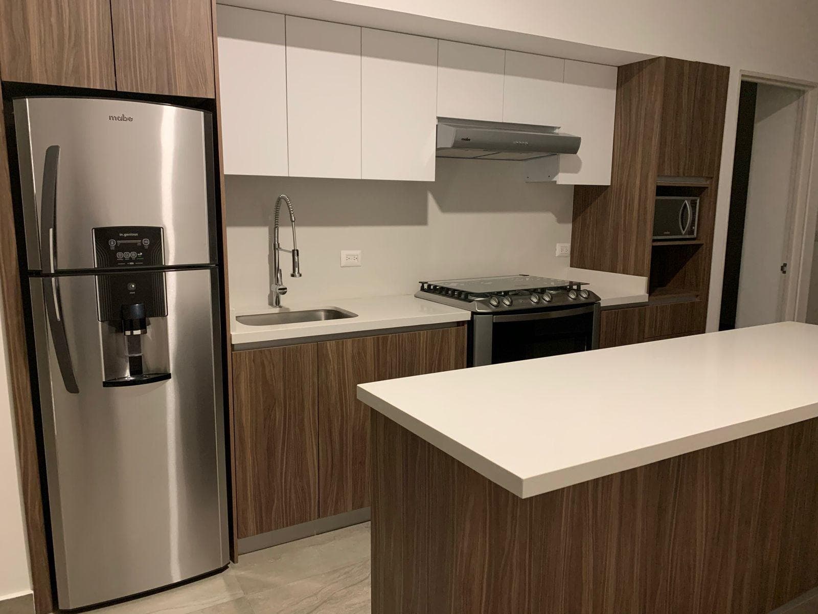 APARTMENT FOR RENT IN TORRE LUZ