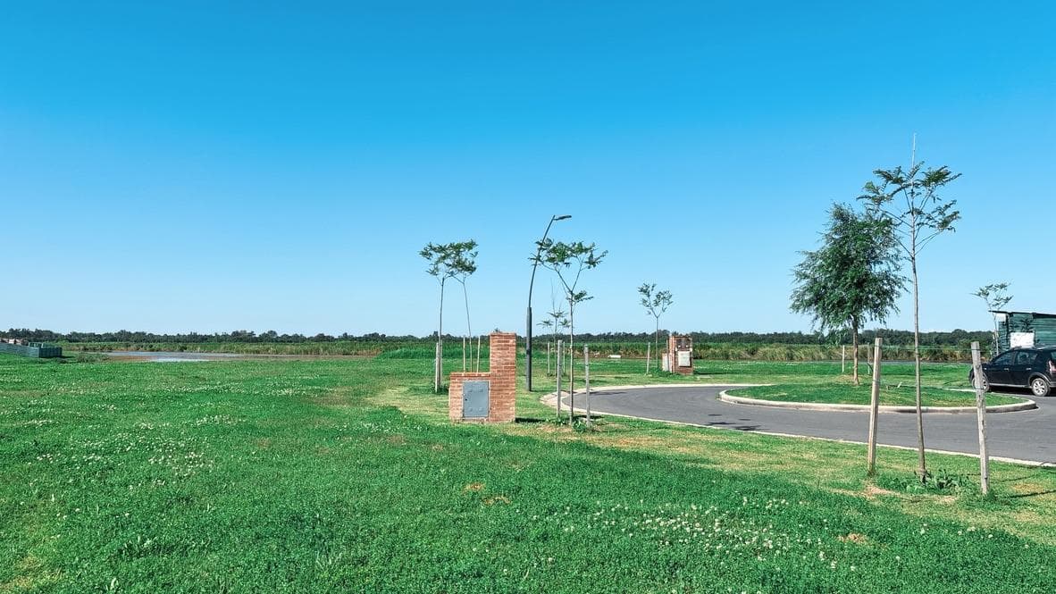 Lot for Sale with Financing in Barrio Amarras, Puertos del Lago, Escobar