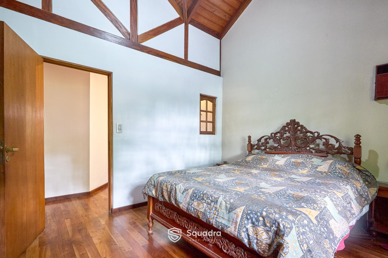 FOR SALE | TRADE - 3-bedroom house with a yard and a garage - Fisherton.