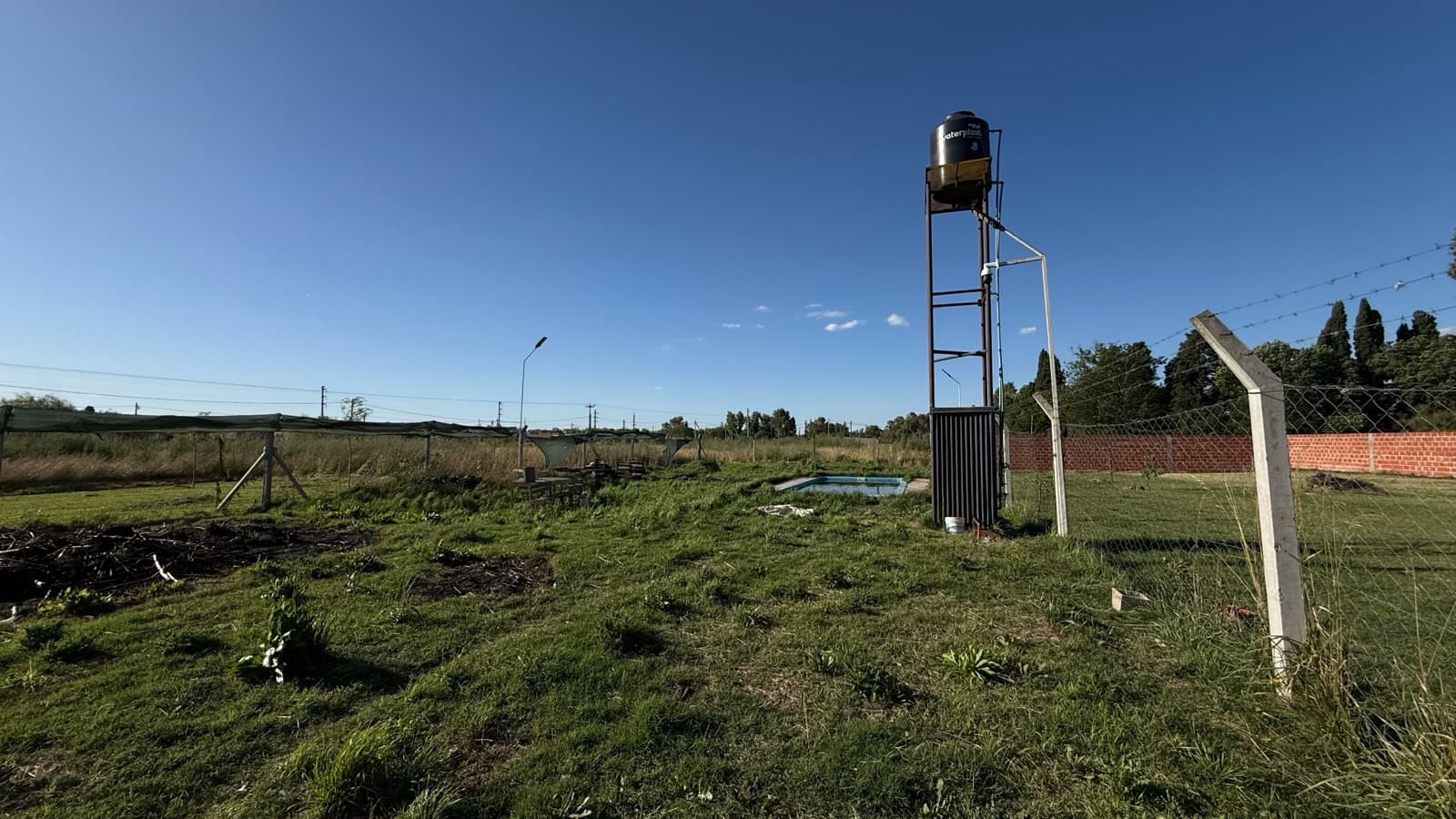 Land in Lobos
