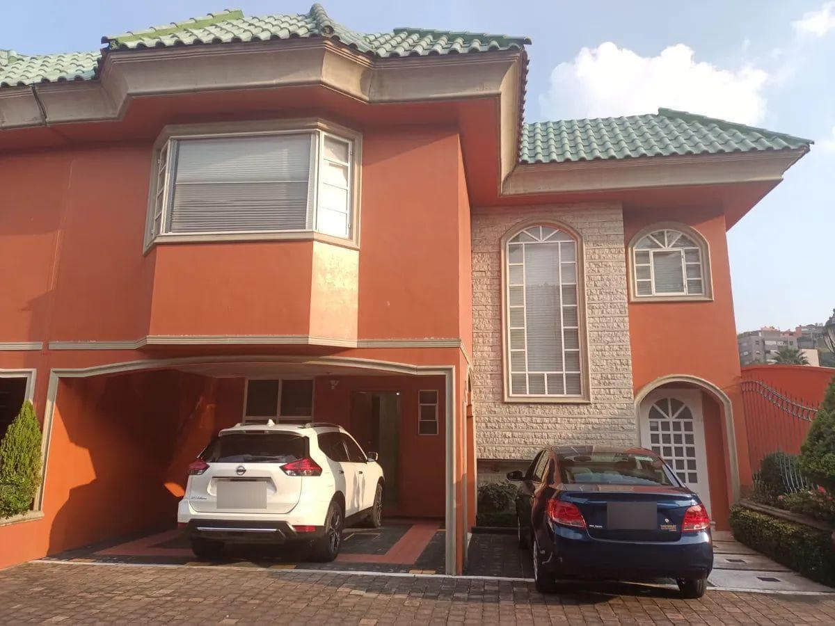 House for Sale in the Interlomas Condominium Complex