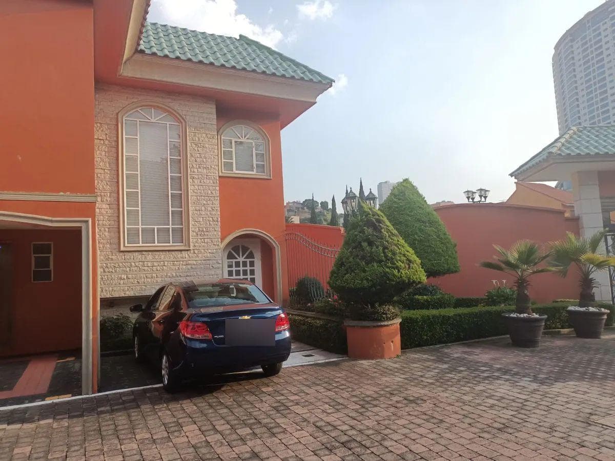 House for Sale in the Interlomas Condominium Complex
