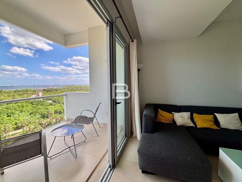 Apartment for Rent in Cancun, Malecon Americas Residential Complex