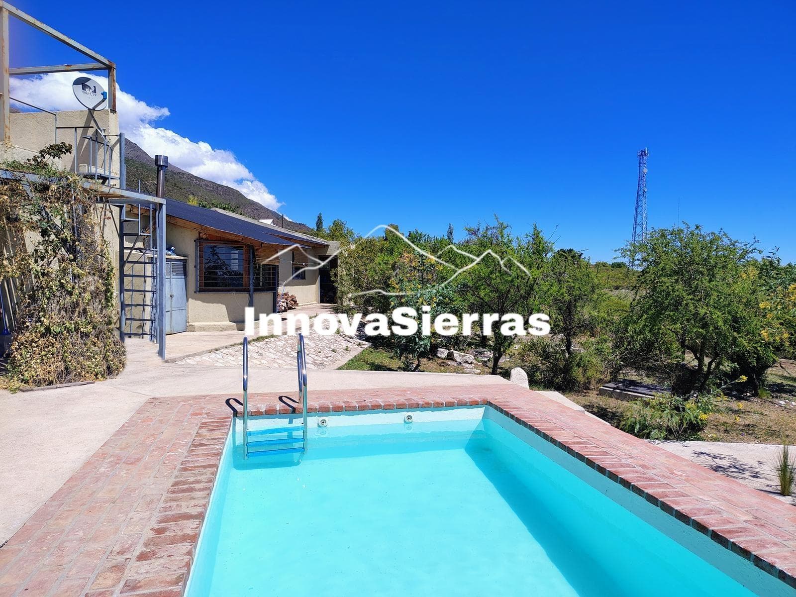 New Listing! House with Pool in Los Hornillos | Stunning View of the Mountains | Deed