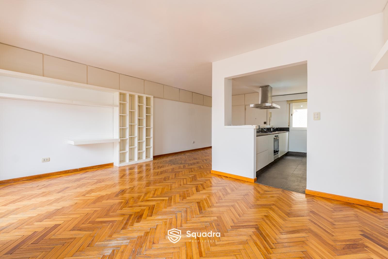 FOR SALE / TRADE - 3-bedroom apartment with garage, Downtown Rosario.