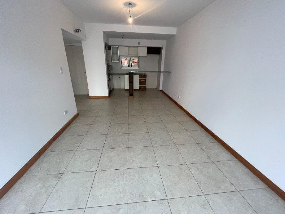 2-ROOM APARTMENT FOR SALE IN DOWNTOWN QUILMES