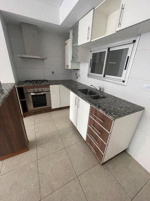 2-ROOM APARTMENT FOR SALE IN DOWNTOWN QUILMES