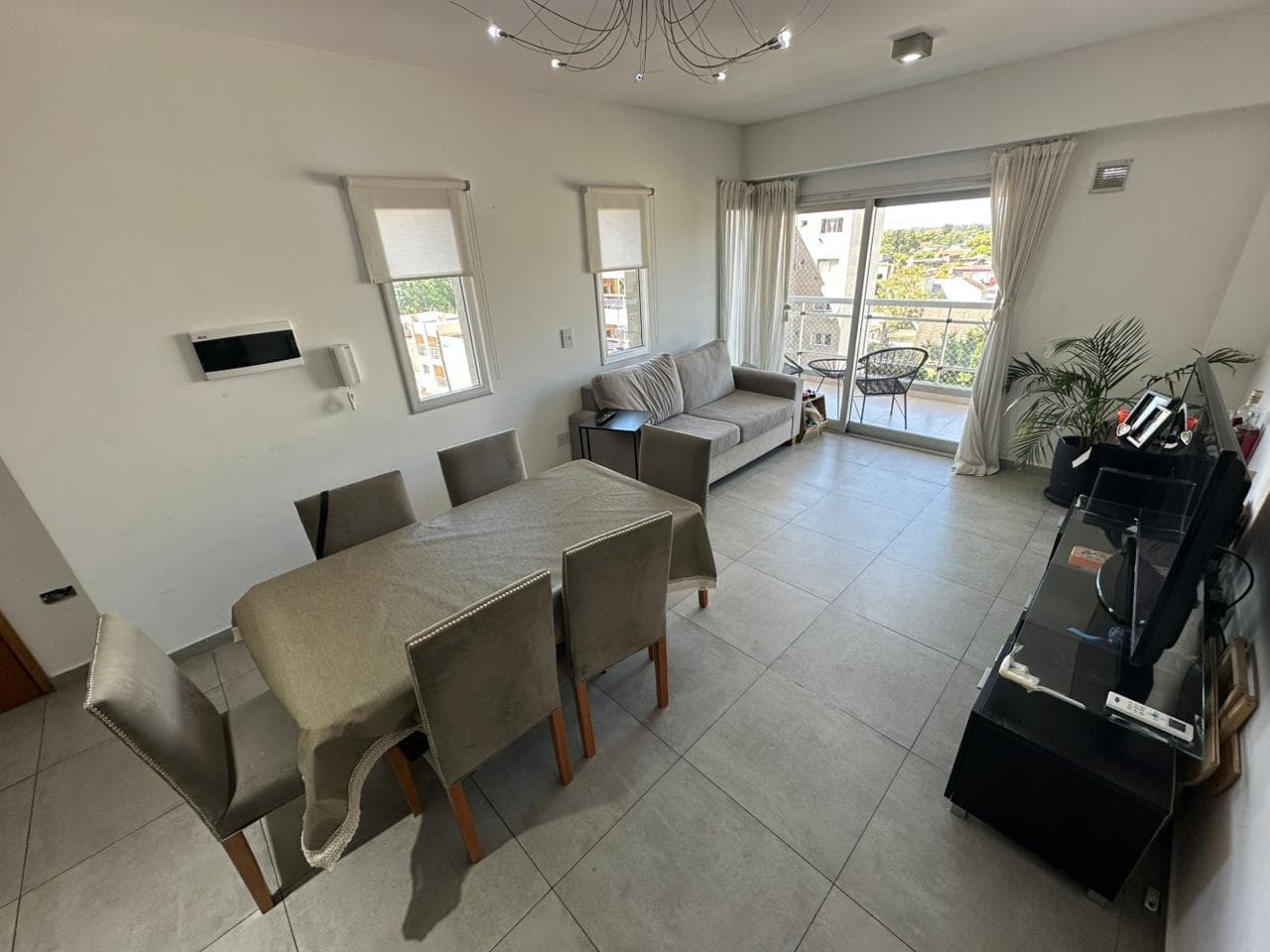 3-ROOM APARTMENT FOR SALE WITH GARAGE IN DOWNTOWN BERAZATEGUI