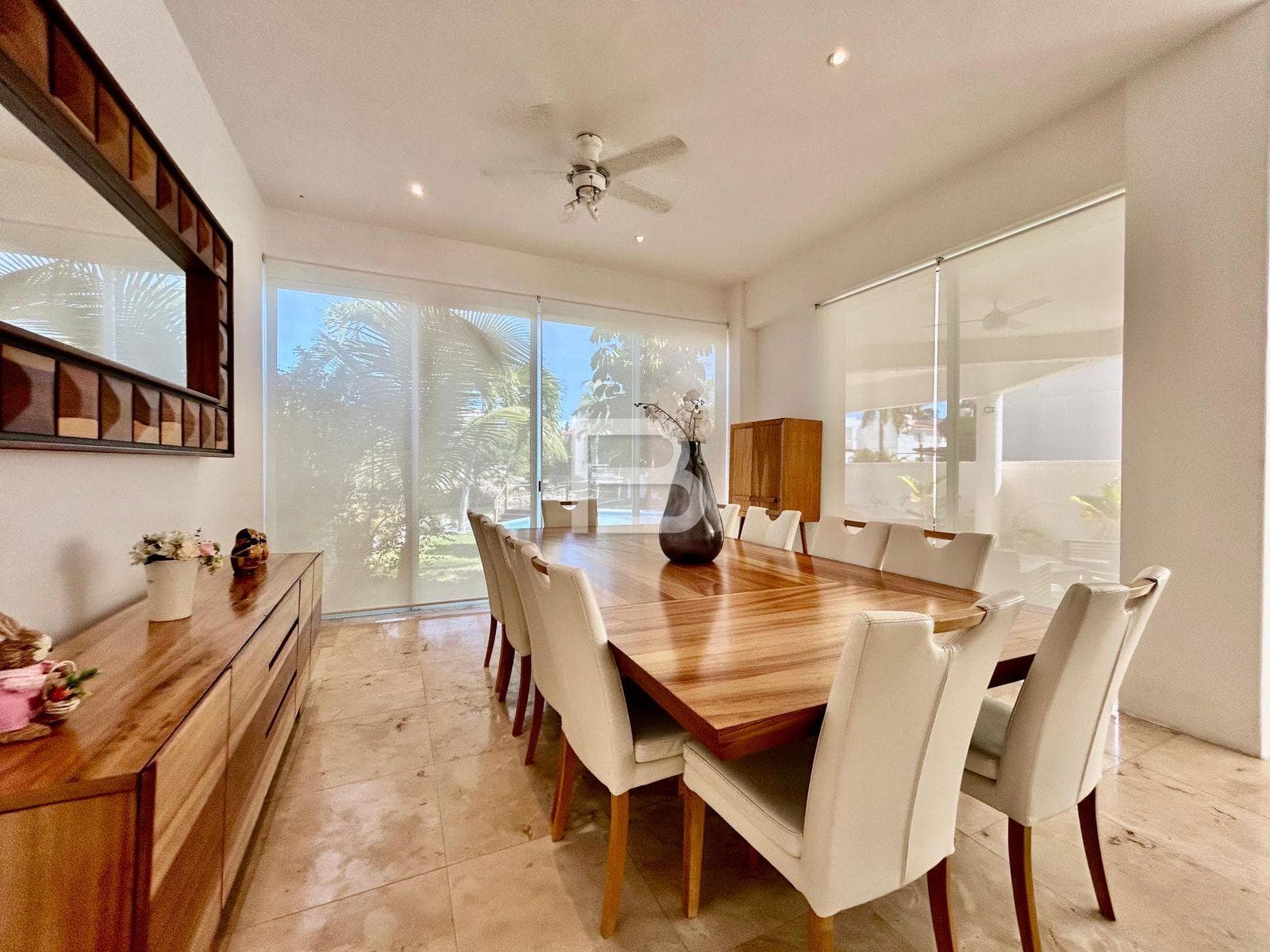 House Auction in Cancun's Isla Dorada Residential Community