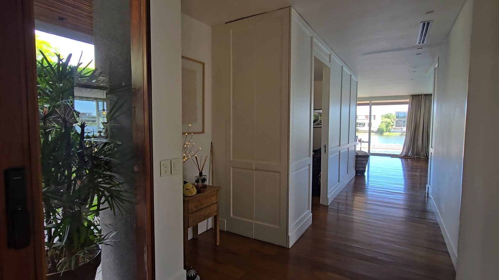 Furnished House for Rent on a Double Lot with Heated Pool and Lake View at El Golf Nordelta, Tigre