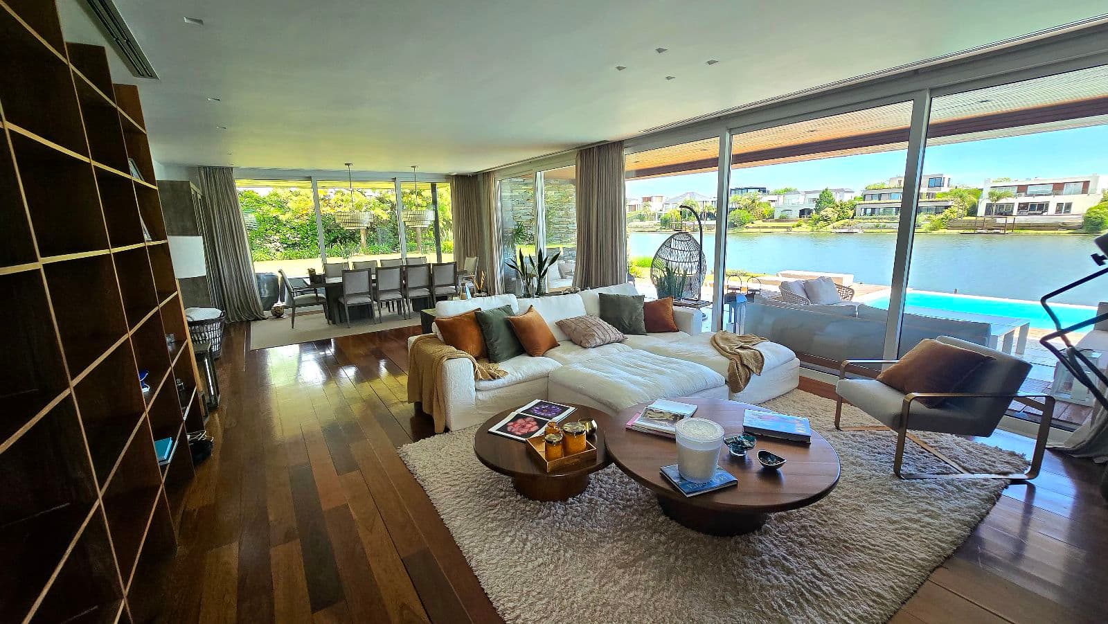 Furnished House for Rent on a Double Lot with Heated Pool and Lake View at El Golf Nordelta, Tigre