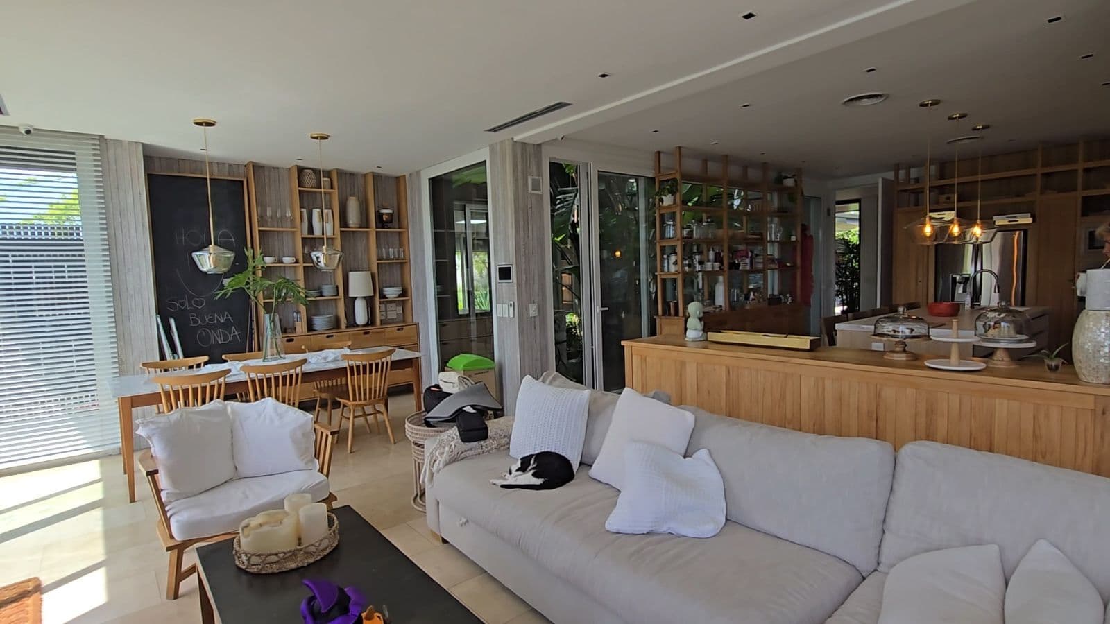 Furnished House for Rent on a Double Lot with Heated Pool and Lake View at El Golf Nordelta, Tigre