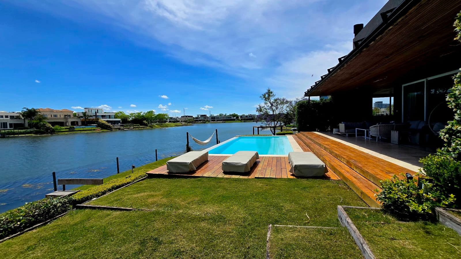 Furnished House for Rent on a Double Lot with Heated Pool and Lake View at El Golf Nordelta, Tigre