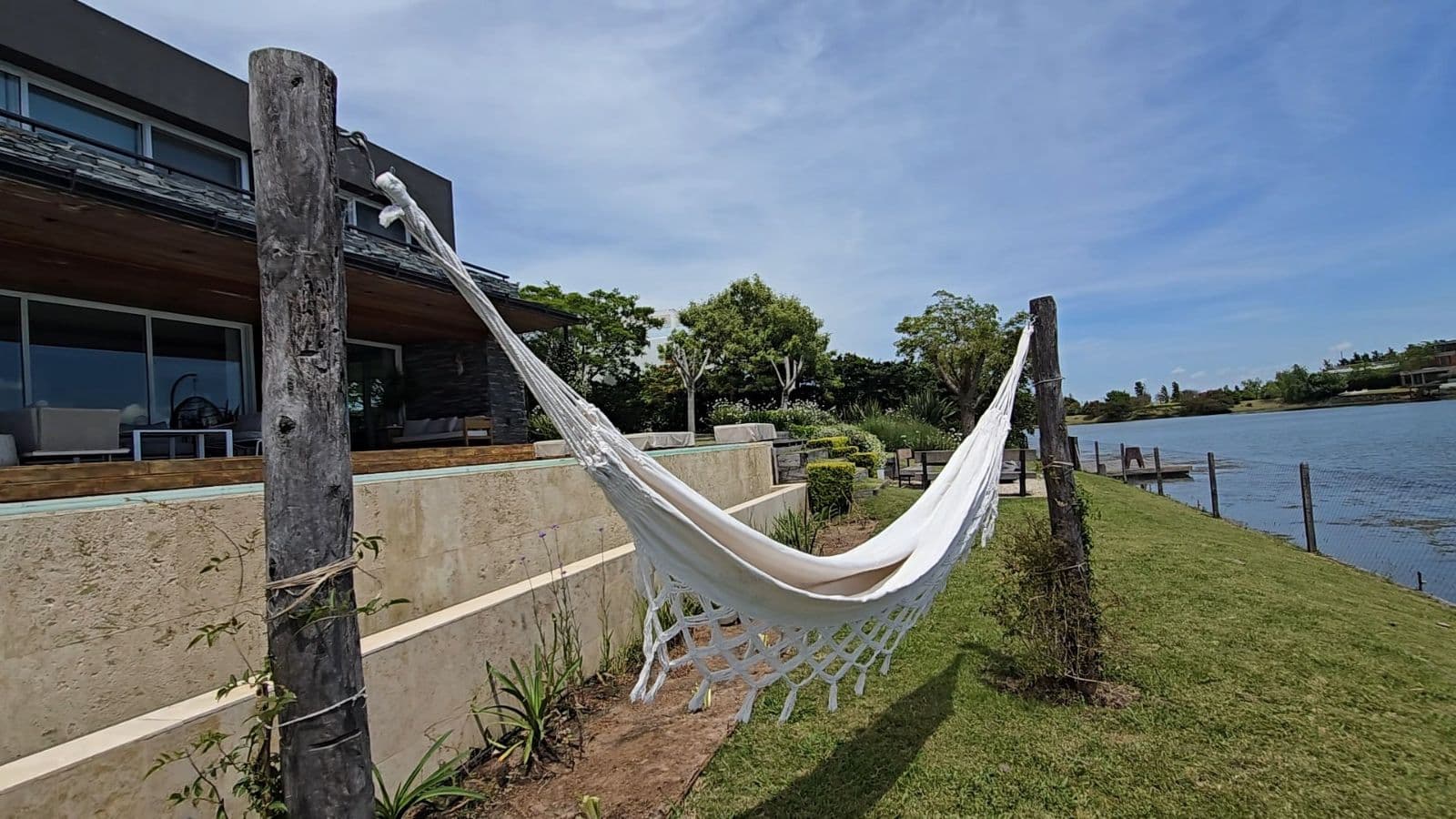 Furnished House for Rent on a Double Lot with Heated Pool and Lake View at El Golf Nordelta, Tigre