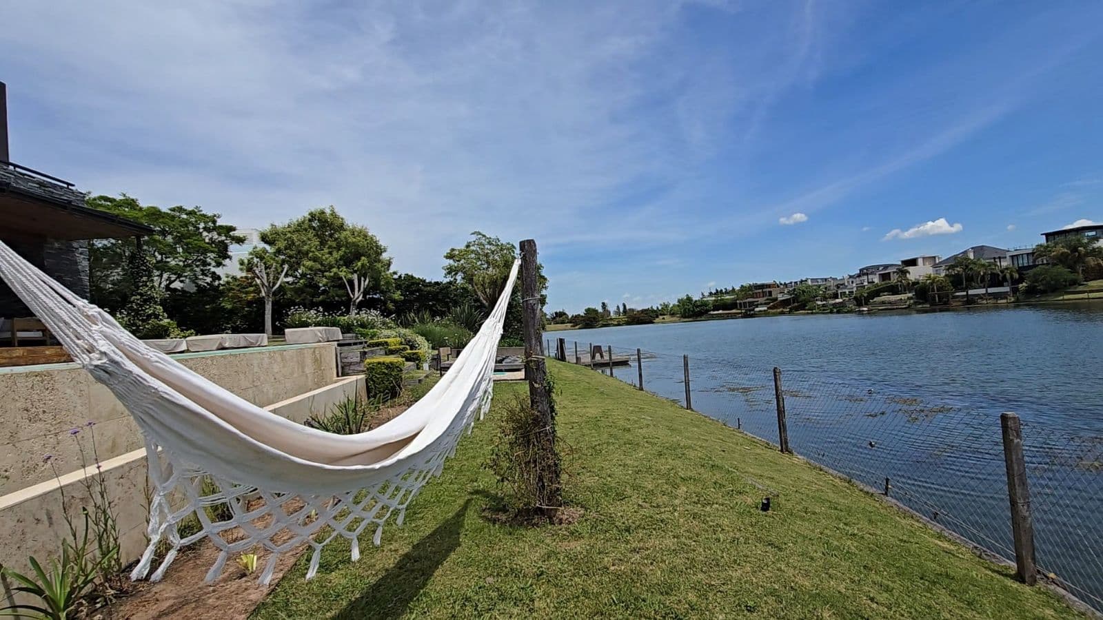 Furnished House for Rent on a Double Lot with Heated Pool and Lake View at El Golf Nordelta, Tigre